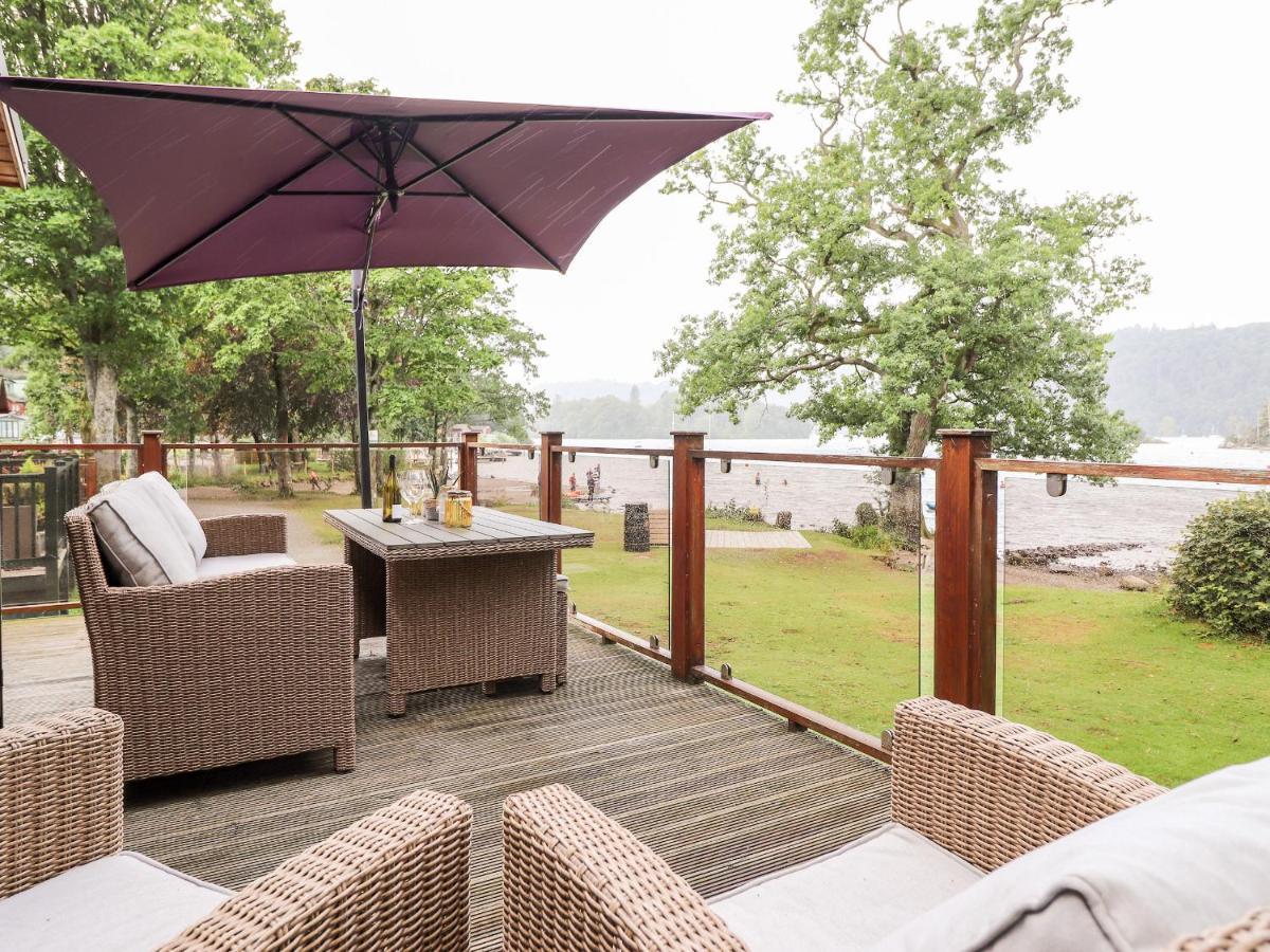 Loubi'S Lakeside Lodge Windermere Exterior foto